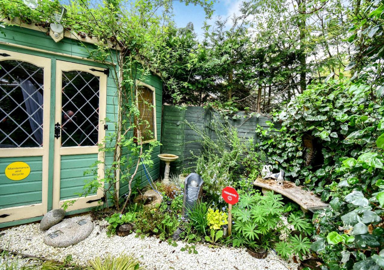 Cosy Garden Flat, Private Hot Tub & Four Poster Bed Apartamento York Exterior foto